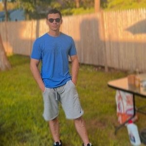 Meet your Posher, Wolney